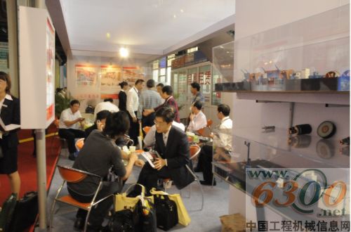 工程机械 鸿得利