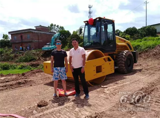 用山推设备安心，更放心！