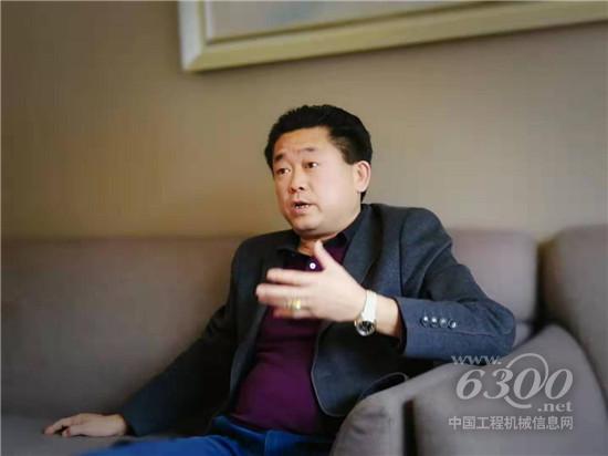 山推助力客户拼搏有为