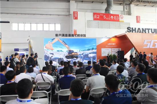 山推挖掘机惊艳绽放北京BICES2019展会