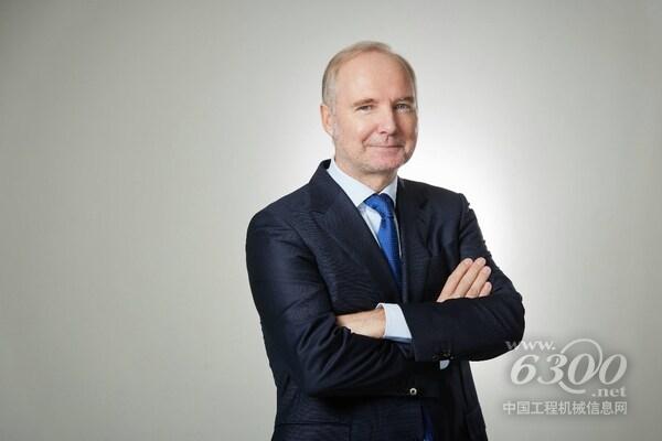 宝马集团负责客户、品牌及销售业务的董事高乐先生