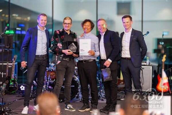 全球总决赛启幕