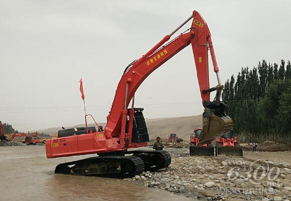 危难时刻<a href=//product.d1cm.com/brand/xgma/ target=_blank>厦工</a>在您身边