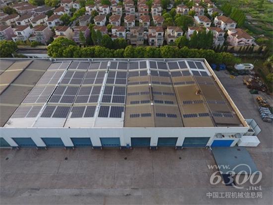 彩钢瓦房顶:1620个组件,5个逆变器,装机容量186.3kW