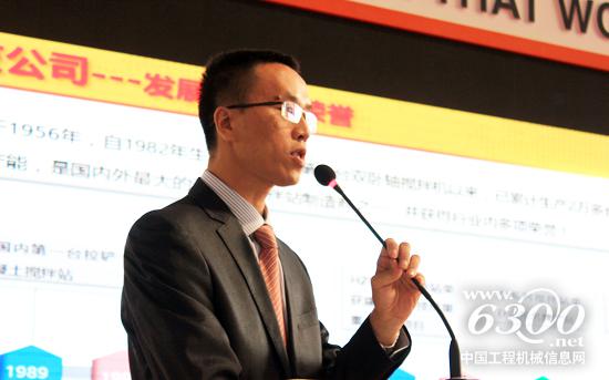 山推建友领导介绍混凝土机械产品