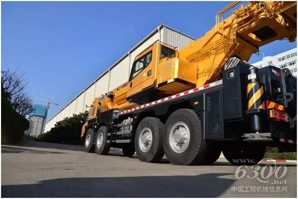 徐工XCT80L6<a href=//product.d1cm.com/qichediao/ target=_blank>汽车起重机</a>