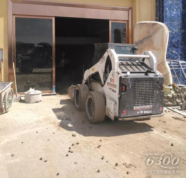 山猫沃福（Earthforce）S18滑移<a href=//product.d1cm.com/zhuangzaiji/ target=_blank>装载机</a>