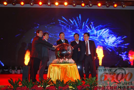一拖：东方红农业装备（中国区）2011年商务会落下帷幕
