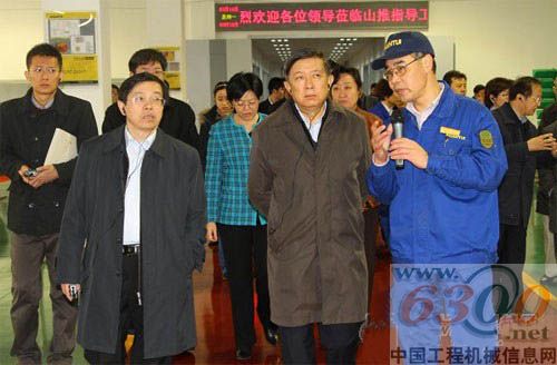 国家科技部原部长徐冠华一行调研山推