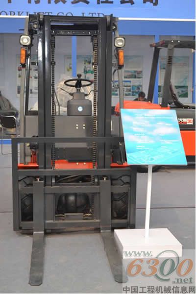 大连叉车 BICES 2011