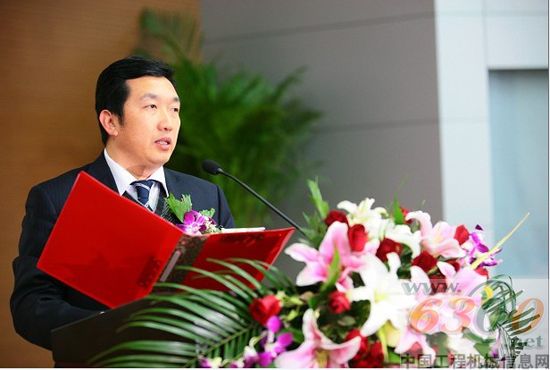 山推 副总经理徐刚