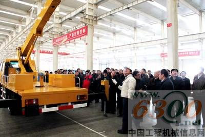 北方交通,高空作业