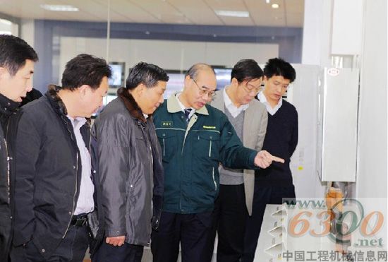 山推 推土机 验收  