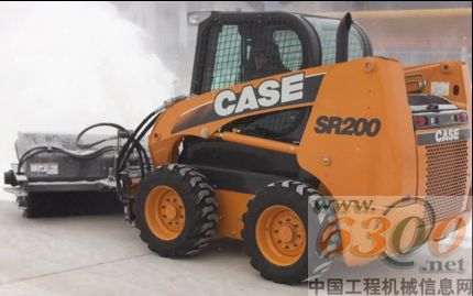 凯斯滑移装载机