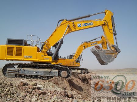 移山掘土乌金现