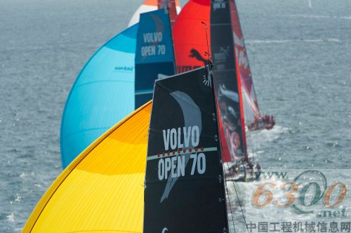 六艘战舰亮相洛里昂港内赛