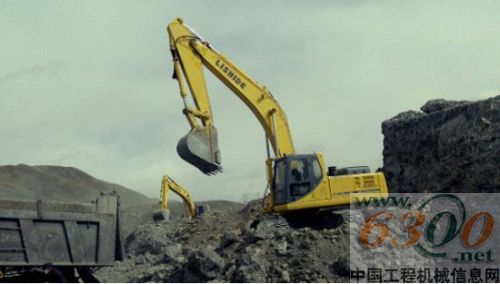 正在施工的力士德SC360.8挖掘机