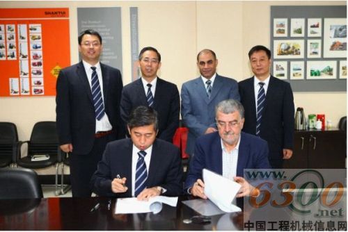 山推喜签中东地区千万大单