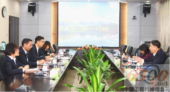 周卫东,山推,参观,调研