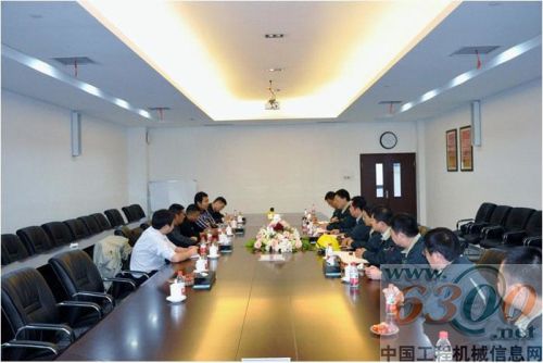 山推,臂架泵车,