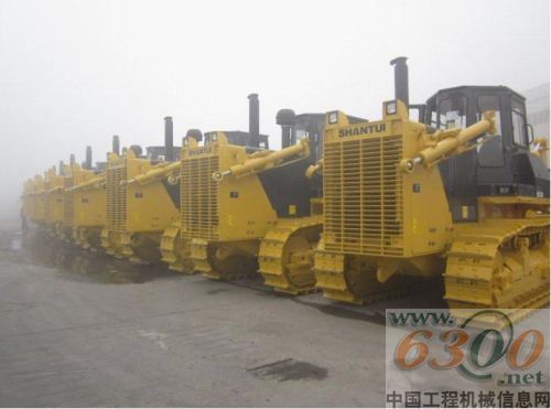 山推,推土机
