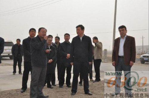 新疆维吾尔自治区,常委,访问,山推,喀什产业园
