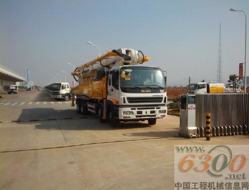 山推楚天公司,参展,产品