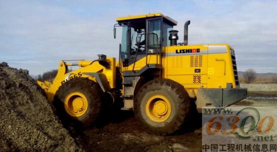 力士德,装载机