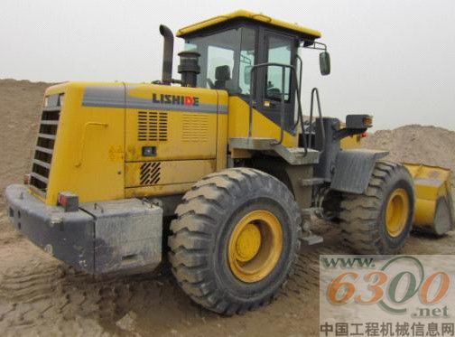 力士德,装载机